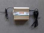 auto power inventer DC 12 v naar AC 220 v  200 watt, Auto-onderdelen, Accu's en Toebehoren, Ophalen, Universele onderdelen