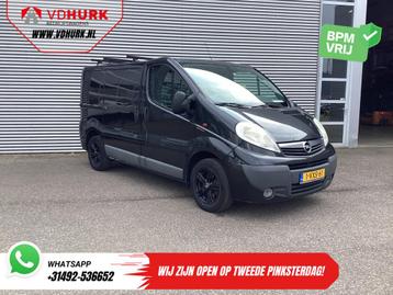 Opel Vivaro 2.5 CDTI 145 pk BPM VRIJ! APK 08-2025/ 3 Pers./, Autos, Achat, Entreprise, 229 g/km, Noir