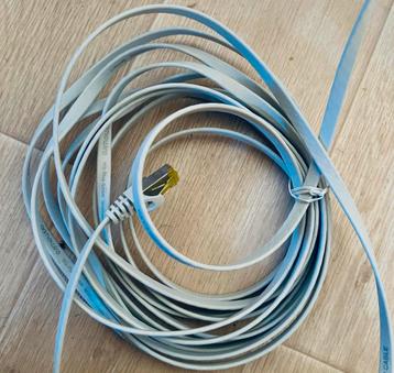 Lot de 2 câbles Ethernet plats de 30 mètres chacun cat. 7