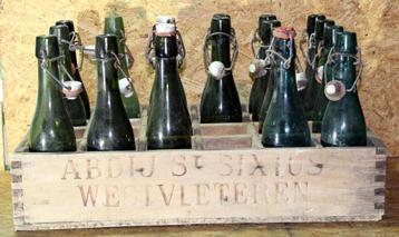 Lot oude 33cl bierflessen beschikbaar voor biedingen