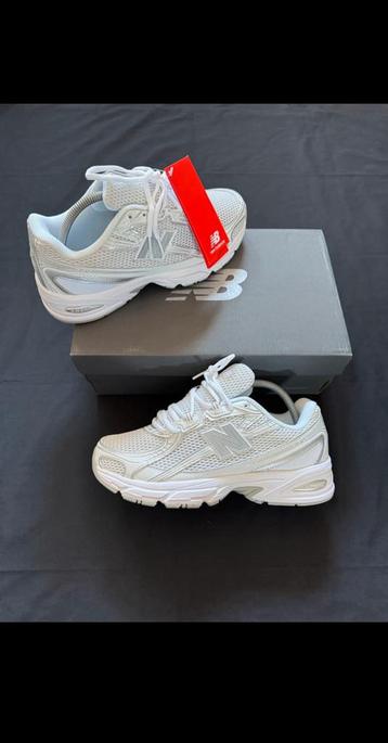 New Balance 740 blanche beschikbaar voor biedingen