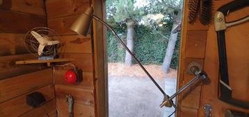 Industriële lamp/vintage wandlamp/ atelier lamp beschikbaar voor biedingen