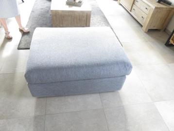 poef groot beschikbaar voor biedingen