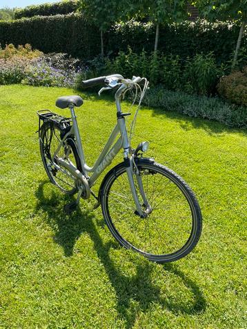 GIANT damesfiets beschikbaar voor biedingen