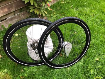 Set Wielen 28 inch achterwiel 3 NEXUS versne. rollerbrake beschikbaar voor biedingen