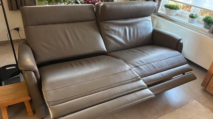 Leder dubbelrelax 4-zit Mecam Julia - krasvrij - 3 jaar oud, Huis en Inrichting, Zetels | Complete zithoeken, Zo goed als nieuw