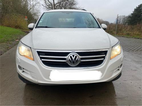 VW Tiguan 2.0tdi 4 Motion Auto MOD 2010 wit ctok, Auto's, Volkswagen, Bedrijf, Tiguan, 4x4, ABS, Achteruitrijcamera, Adaptieve lichten