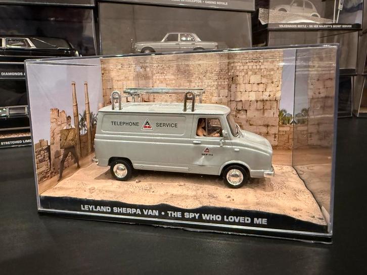 Leyland Sherpa de - James Bond, Hobby & Loisirs créatifs, Voitures miniatures | 1:43, Utilisé, Voiture, Universal Hobbies, Enlèvement ou Envoi