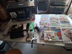 Wii + consoles + toebehoren en ca. 20 spelletjes, Games en Spelcomputers, Spelcomputers | Nintendo Wii, Ophalen, Gebruikt, Met 3 controllers of meer