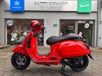 Vespa GTS 125cc SUPER ROSSO CORAGGIOSO BLACK PACK EDITION, Fietsen en Brommers, Scooters | Vespa, Benzine, 125 cc, Overige modellen