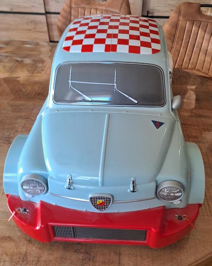 RC Fiat 600 abarth 1/5 de Agostini NEUVE, Hobby en Vrije tijd, Modelbouw | Radiografisch | Auto's, Nieuw, Auto onroad, Benzine