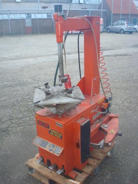 Banden De Montage Apparaat MF Aquila AS 900 380V Rood, Auto diversen, Autogereedschap, Gebruikt, Ophalen