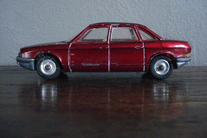 NSU RO 80., Hobby & Loisirs créatifs, Voitures miniatures | 1:43, Utilisé, Voiture, Dinky Toys, Enlèvement ou Envoi