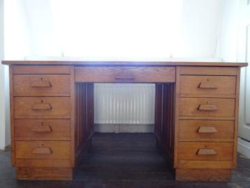 Antiek houten bureau Art deco bureau 1940 Bezorging mogelijk beschikbaar voor biedingen