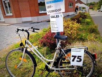Goede damesfiets, volledig in orde, nieuwe banden. Diest beschikbaar voor biedingen