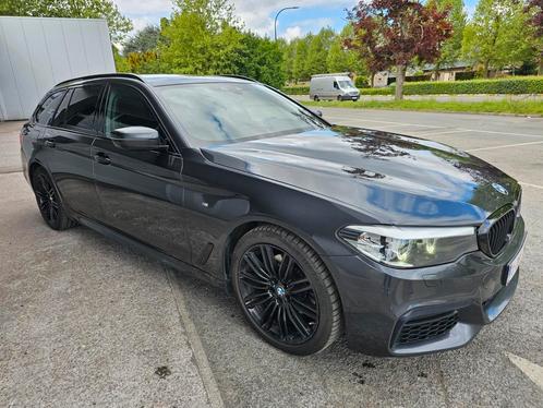 BMW 520D Touring M-Pakket 190pk, Auto's, BMW, Particulier, Lichtmetalen velgen, Trekhaak, Zwart, Zwart, Alcantara, Ophalen