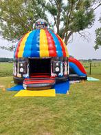 Springkasteel disco slide te huur met partylights & muziekb, Hobby en Vrije tijd, Feestartikelen, Verzenden