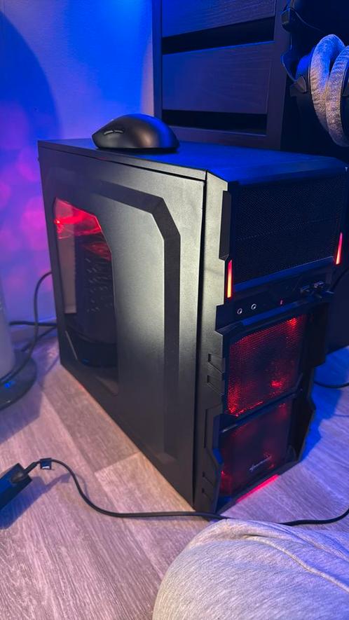 Gaming Desktop İ5, gtx 1650 + monitor en headset, Computers en Software, Monitoren, Gebruikt, Gaming, Ophalen