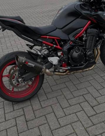 akrapovic volledige uitlaat  beschikbaar voor biedingen