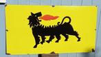 Zeldzaam zeer groot emaille reclamebord AGIP benzine, Ophalen, Zo goed als nieuw, Reclamebord