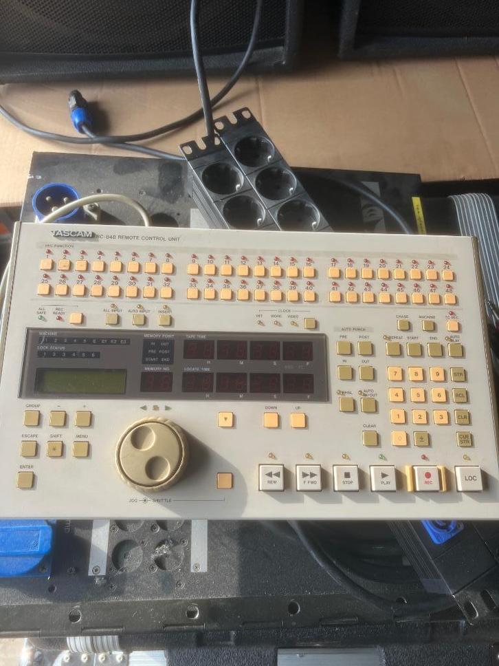 Tascam RC-848 remote control unit, Audio, Tv en Foto, Afstandsbedieningen, Nieuw, Origineel, Ophalen