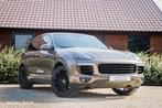 Porsche Cayenne S E-Hybride 3.0i V6 Tiptronic 4X4 Plug-in, Automaat, Cayenne, 2995 cc, Bruin