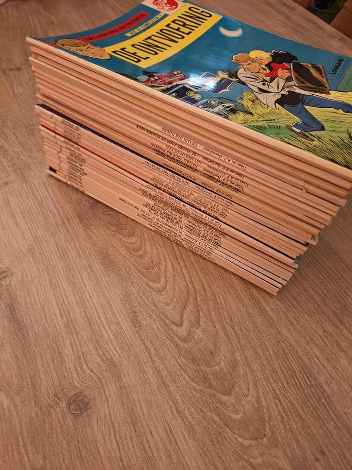 Lot van 32 rik ringers strips., Livres, BD, Enlèvement ou Envoi