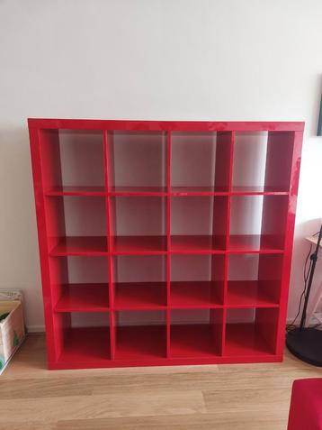 Ikea Expedit glanzend rood 4x4 beschikbaar voor biedingen