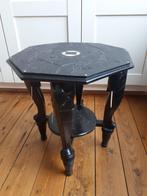 Jolie table africaine octogonale en bois, Antiek en Kunst, Kunst | Beelden en Houtsnijwerken, Ophalen