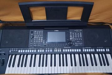 Yamaha Psr S775 beschikbaar voor biedingen