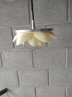 Hanglamp in vorm van lotusbloem, Ophalen of Verzenden, Zo goed als nieuw, Metaal