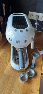 Machine Nespresso Smeg, Electroménager, Comme neuf, Tuyau à Vapeur, Café moulu, Machine à espresso