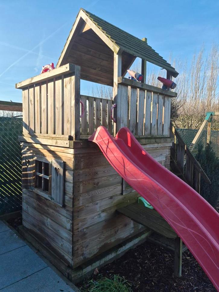 Houten speelhuisje met uitkijk, Kinderen en Baby's, Speelgoed | Buiten | Speelhuisjes, Ophalen