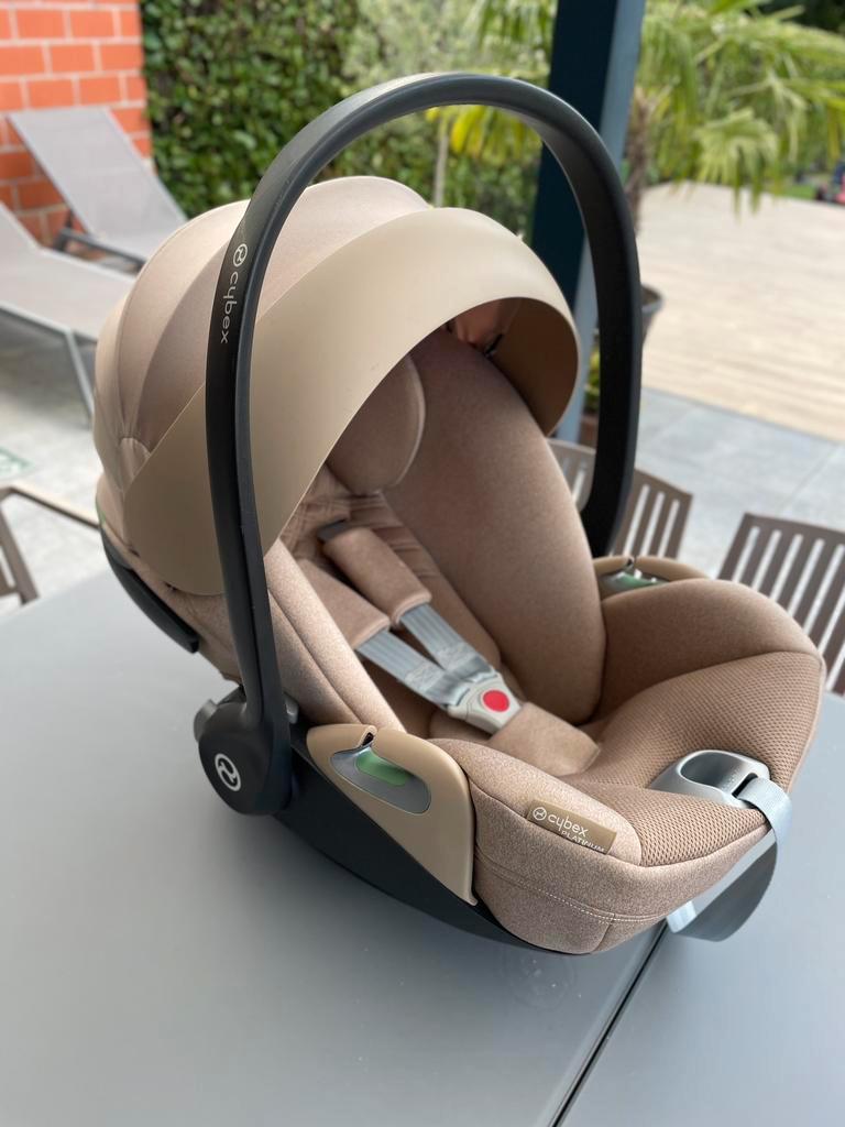 ② Siège auto Cloud T i-size plus Cybex cosy beige bébé — Sièges - Main Image