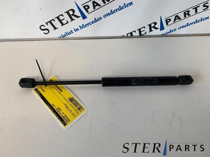 Gasdemper Motorkap links van een Mercedes SL, Ophalen of Verzenden, 3 maanden garantie, Gebruikt, Mercedes-Benz