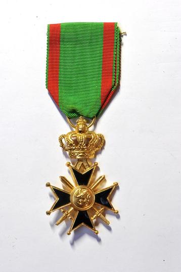 Militaire kruis 2e klasse beschikbaar voor biedingen