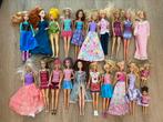 Lot 21 poupées Barbie + vêtements, Ophalen of Verzenden, Zo goed als nieuw, Barbie