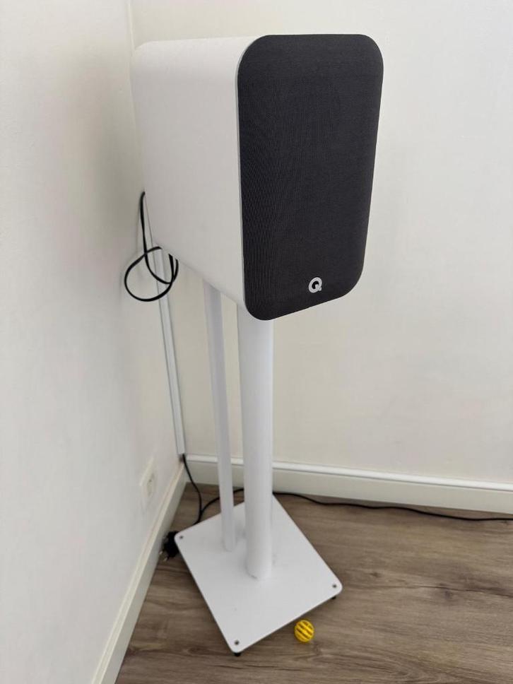 Prachtige set M20 HD Q acoustics speakers met 3000i stands!, Audio, Tv en Foto, Luidsprekerboxen, Nieuw, Front, Rear of Stereo speakers