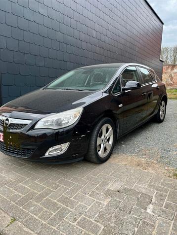 Opel astra J diesel 1.7*euro5*airco* alu velgen*gekeurd  beschikbaar voor biedingen
