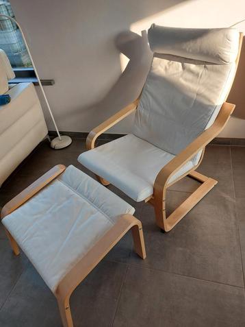 Chaise Ikea Paong avec repose-pieds 