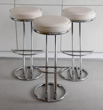 Vintage barkrukken 3stuks beschikbaar voor biedingen