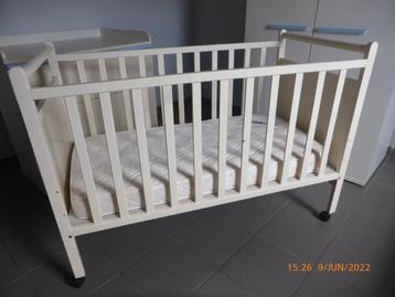 Lit pour bébé / enfant beschikbaar voor biedingen