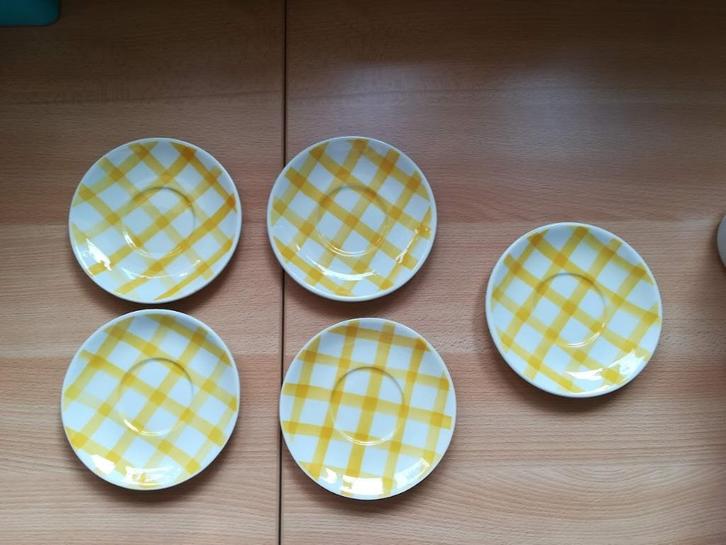 5 ondertassen of onderbordjes Moulin des Loups Orchies Nappe, Antiek en Kunst, Antiek | Servies los, Ophalen of Verzenden