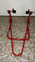 Paddock stand voor achterbrug, Motoren, Ophalen