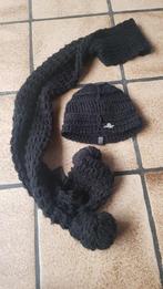 muts met sjaal, Garçon ou Fille, Bonnet, Utilisé, 134 à 140