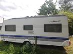Caravan Hobby Excellent 495, Ophalen