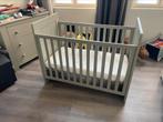 Babybed ledikant, Ophalen, Zo goed als nieuw, Matras