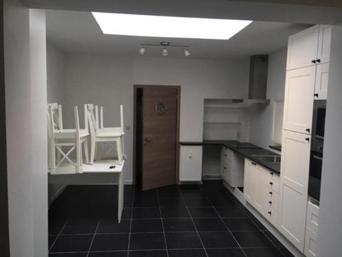 studio te huur - 1500 Halle, Immo, Appartementen en Studio's te huur, Provincie Vlaams-Brabant, 20 tot 35 m²