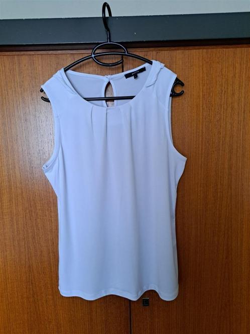 Wit topje voor dames maat L, Kleding | Dames, Topjes, Zo goed als nieuw, Maat 42/44 (L), Wit, Zonder mouw, Ophalen of Verzenden