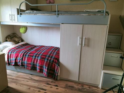 Jeugdkamer merk Junior 4, Huis en Inrichting, Slaapkamer | Stapelbedden en Hoogslapers, Ophalen